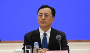 国新办举行专家学者谈对香港当前事态看法吹风会